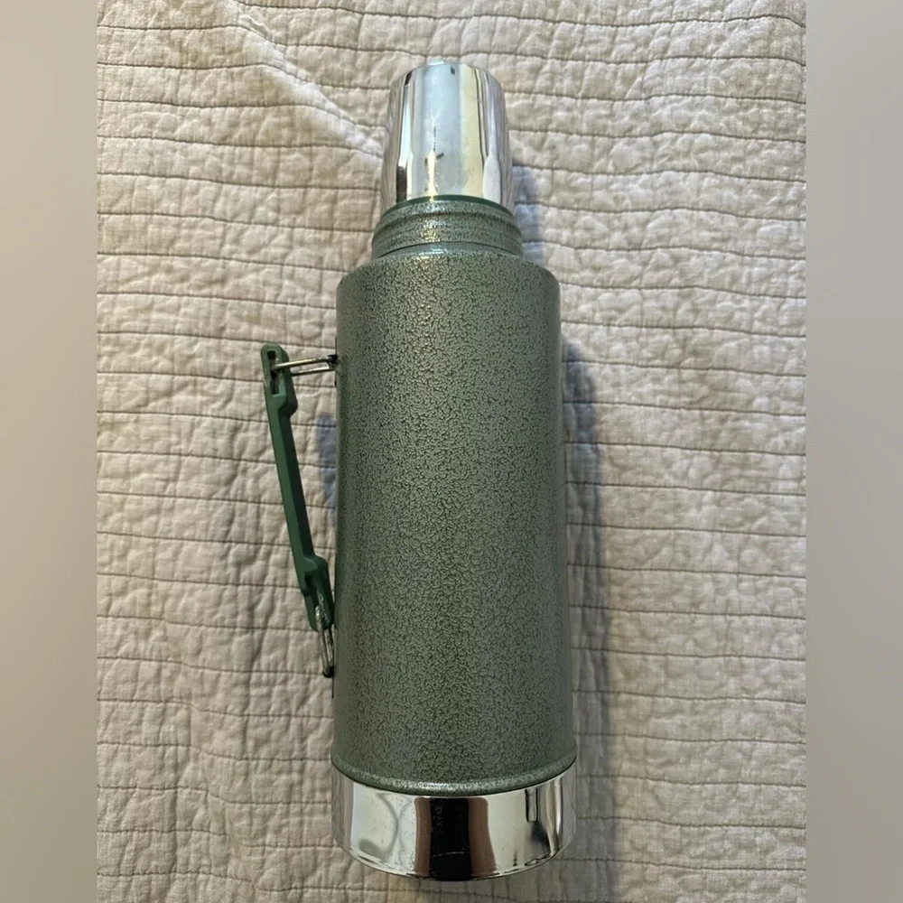 Great Vintage Aladdin Stanley Thermos A-945DH Half Gallon 64 oz Nashville TN - Picture 2 of 5